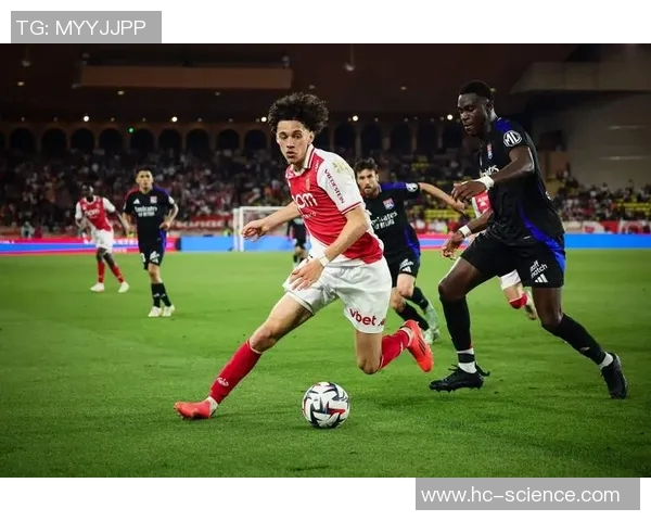 英超夏季转会期间球队花费数据及引援策略深度分析